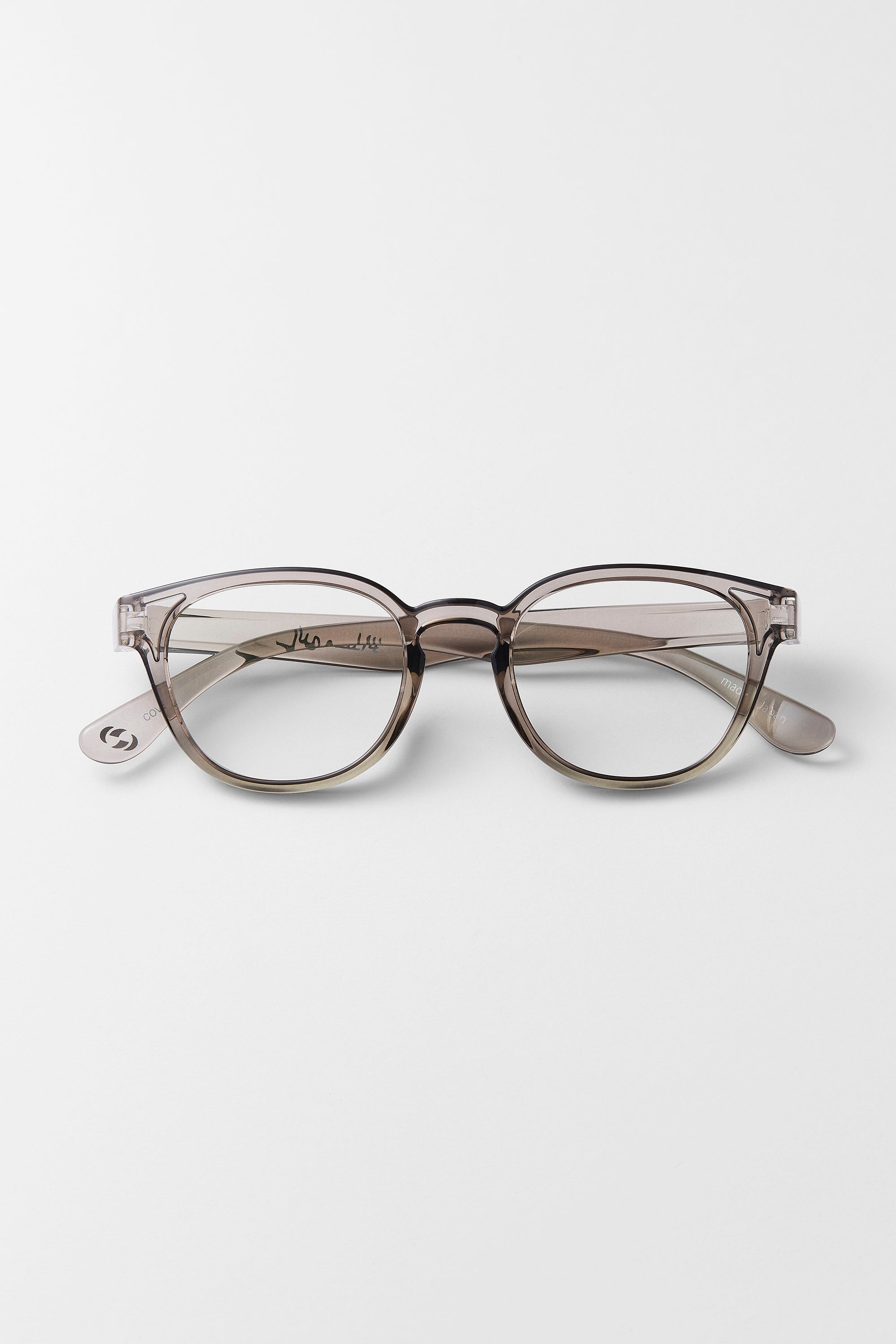 ハンサムな老眼鏡