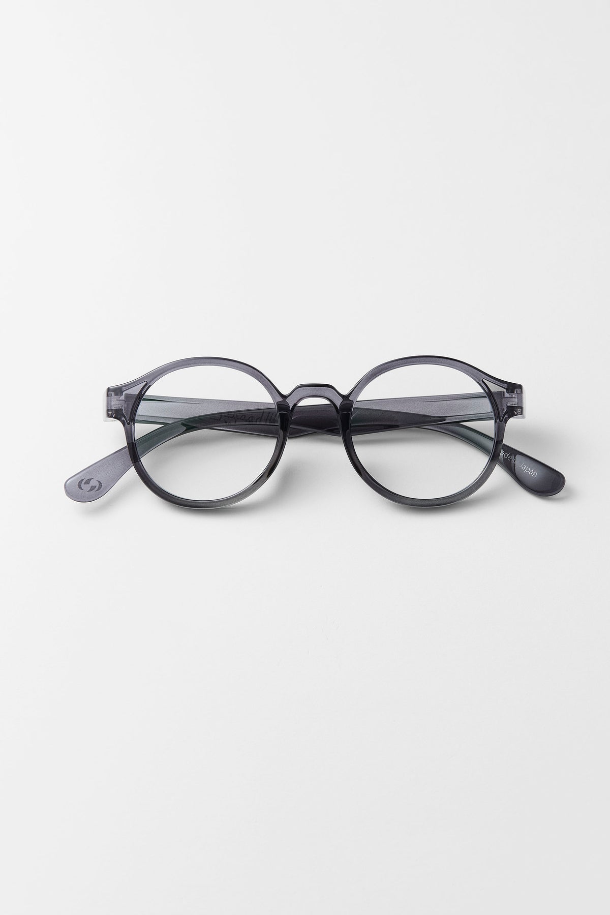 キュートな老眼鏡