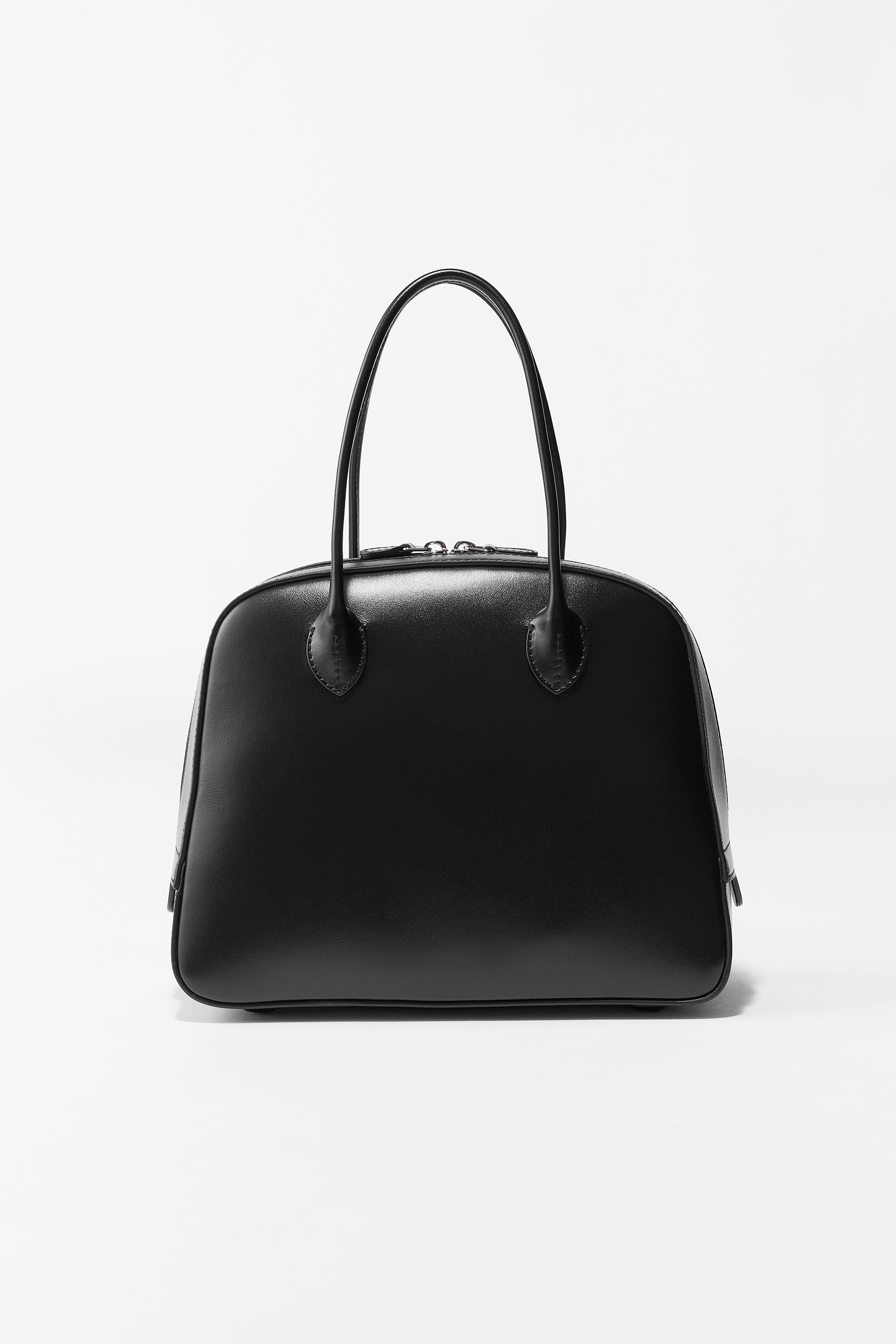 ROUND BOSTON (M) BLACK SMOOTH