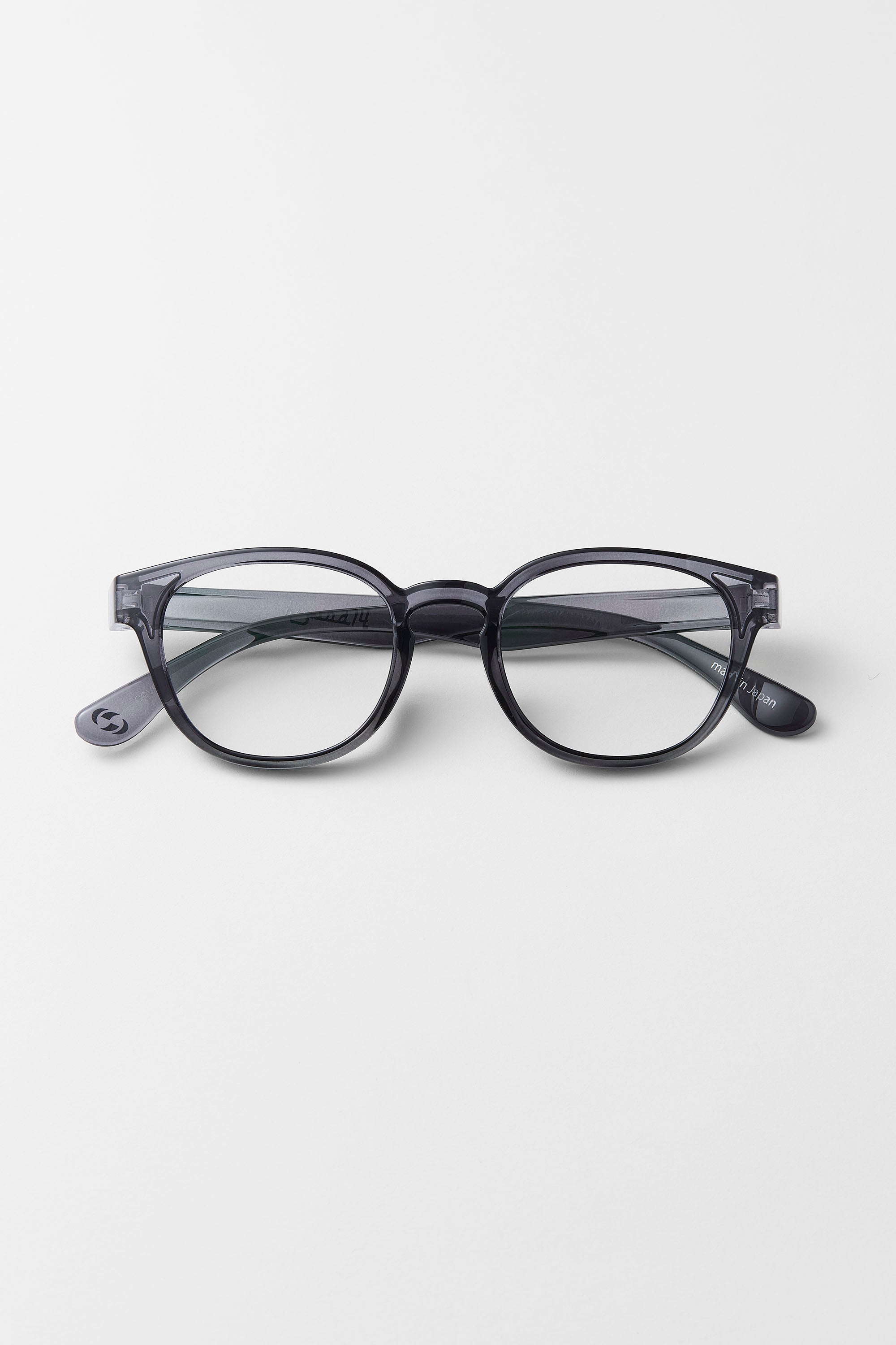 ハンサムな老眼鏡