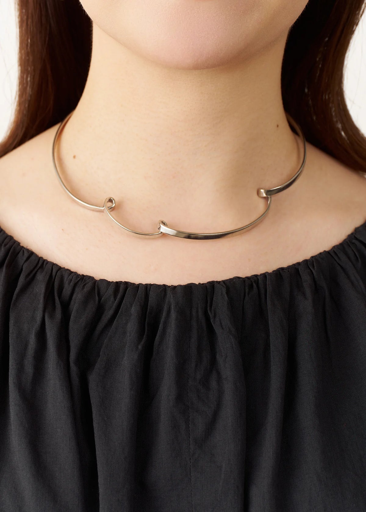 ドレスに合わせるエスプリジュエリー Silver Cloud Choker & Gold Double Finger Ring