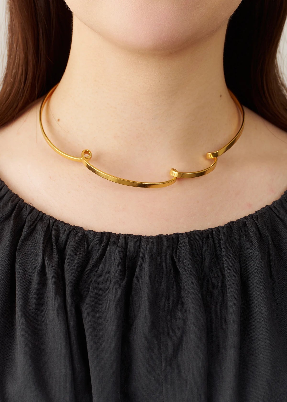 ドレスに合わせるエスプリジュエリー Gold Cloud Choker & Silver Double Finger Ring