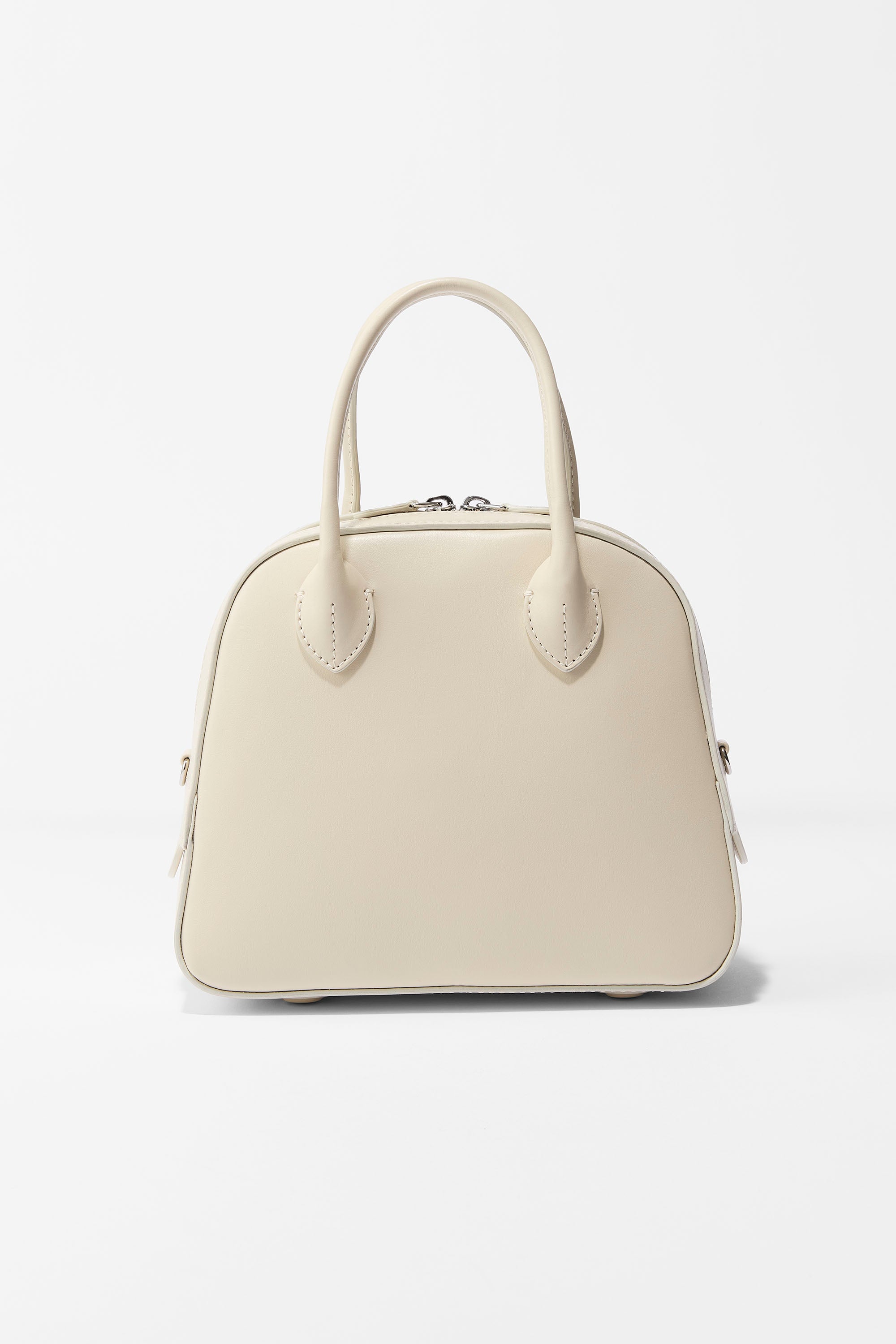 ROUND BOSTON (S) BISCUIT SMOOTH