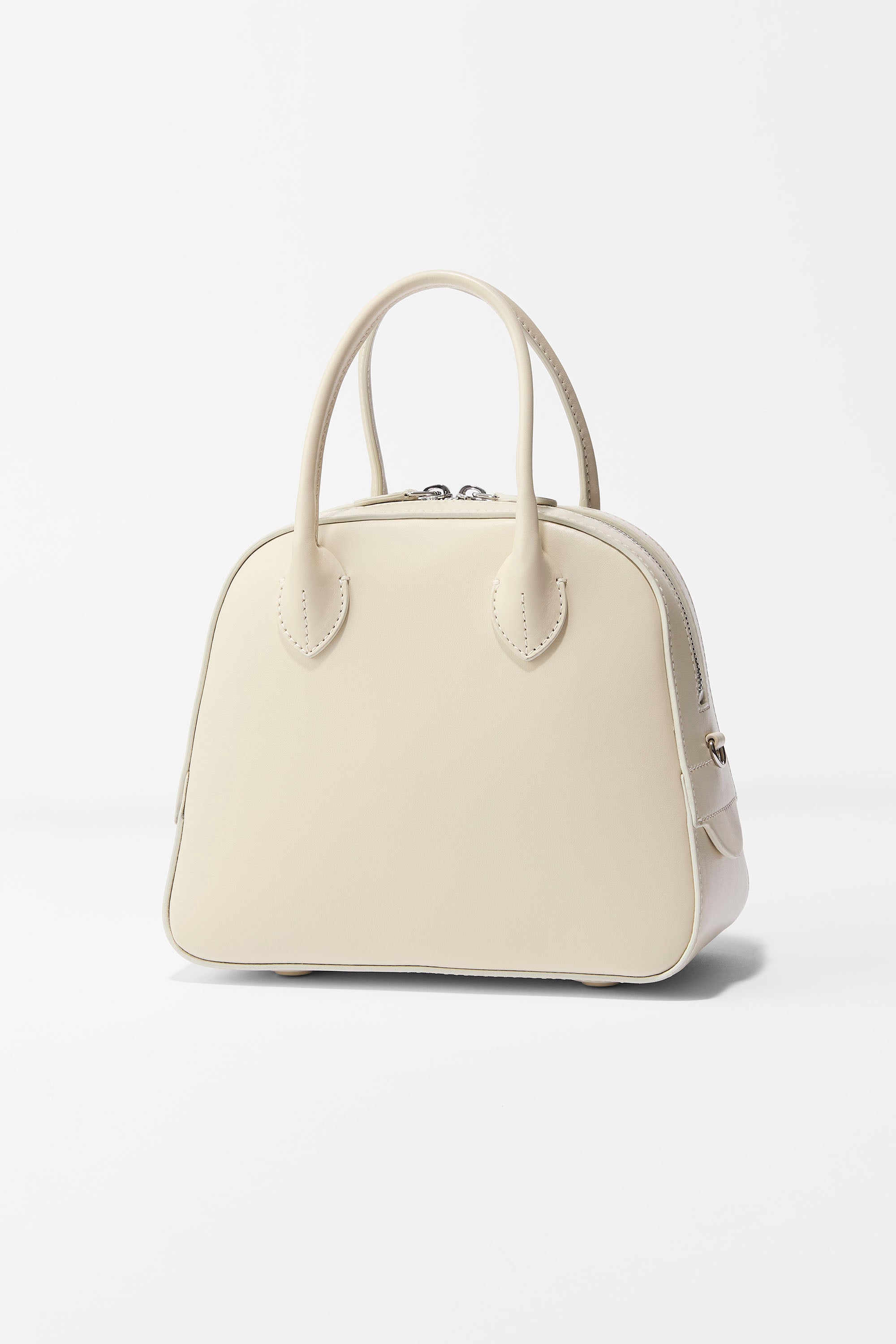 ROUND BOSTON (S) BISCUIT SMOOTH