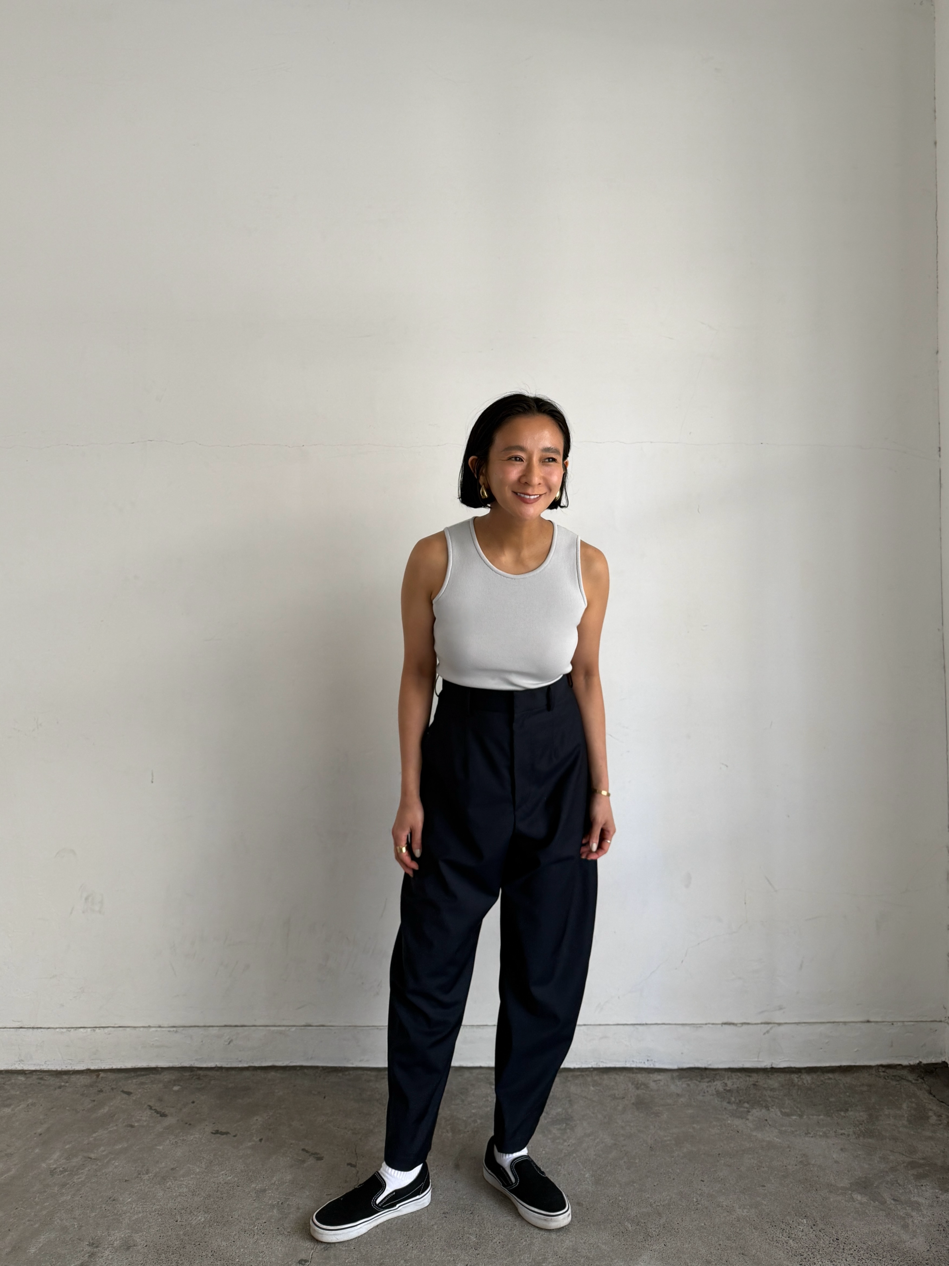 マイルドアメリカンな大人のニットタンク