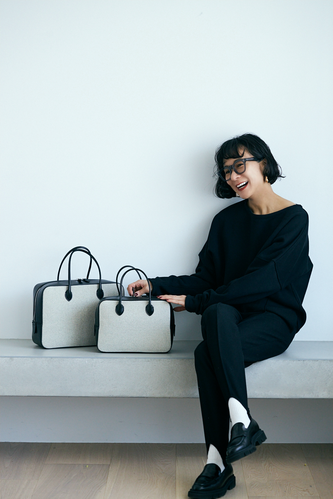 Shinobu SLOANE】淑女のスウェット ネイビー 淑女のスウェット リラックス Shinobu SLOANE】淑女のスウェット ネイビー 淑女のスウェット リラックス